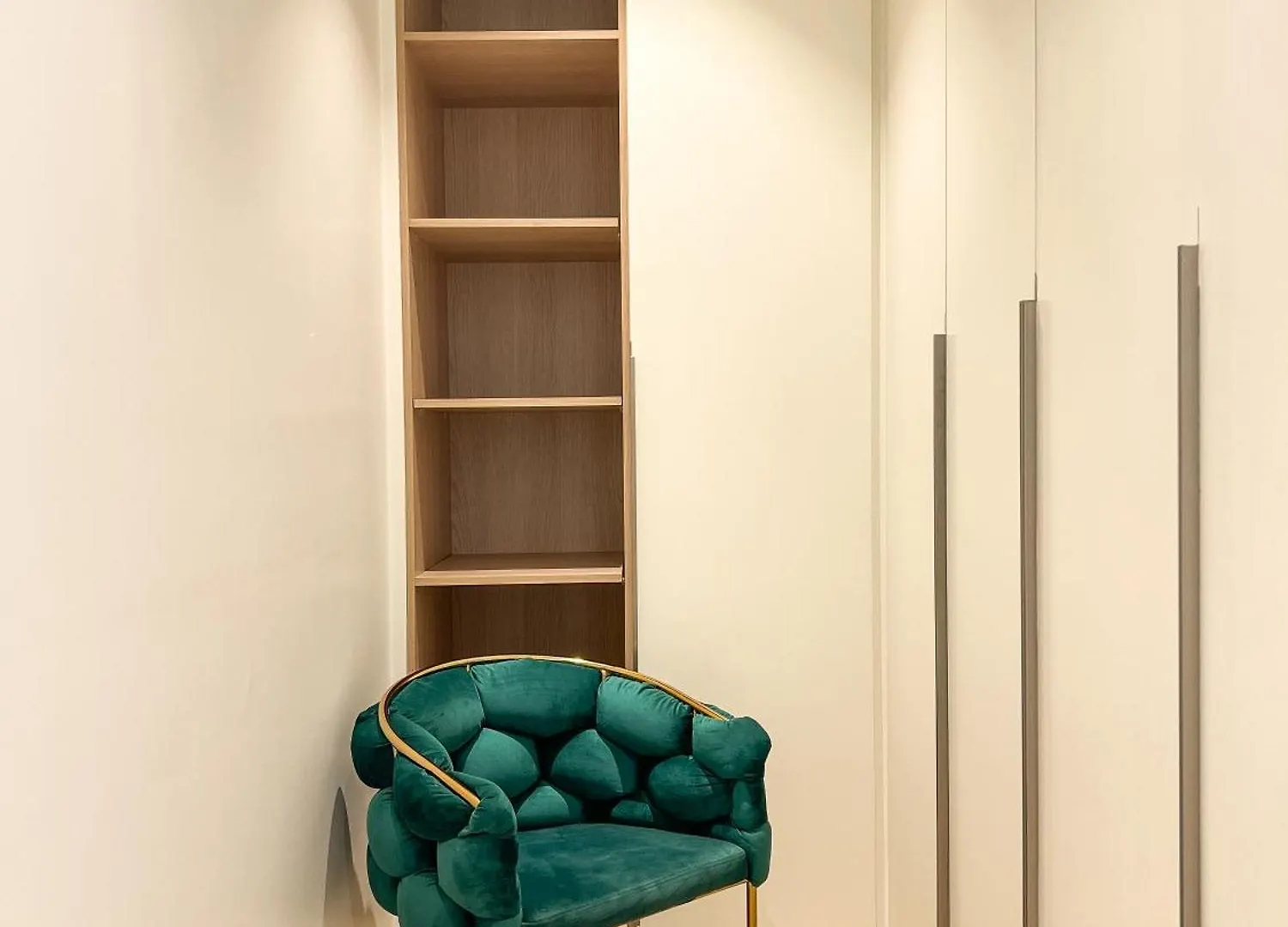 Exquisite 2Br Apartment In La Cote Building 5 Dubai 0*,  United Arab Emirates